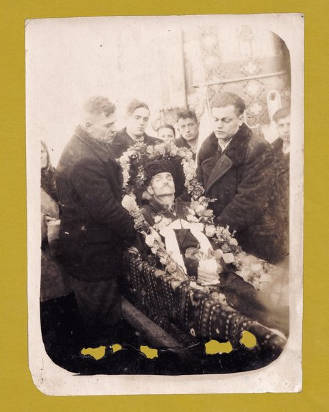 Похорон історичний кадр Буковина Похорон на Буковина
